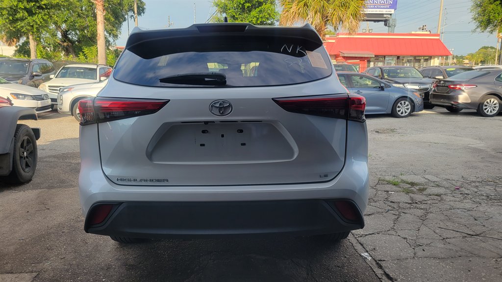 2022 Toyota Highlander - $24,900