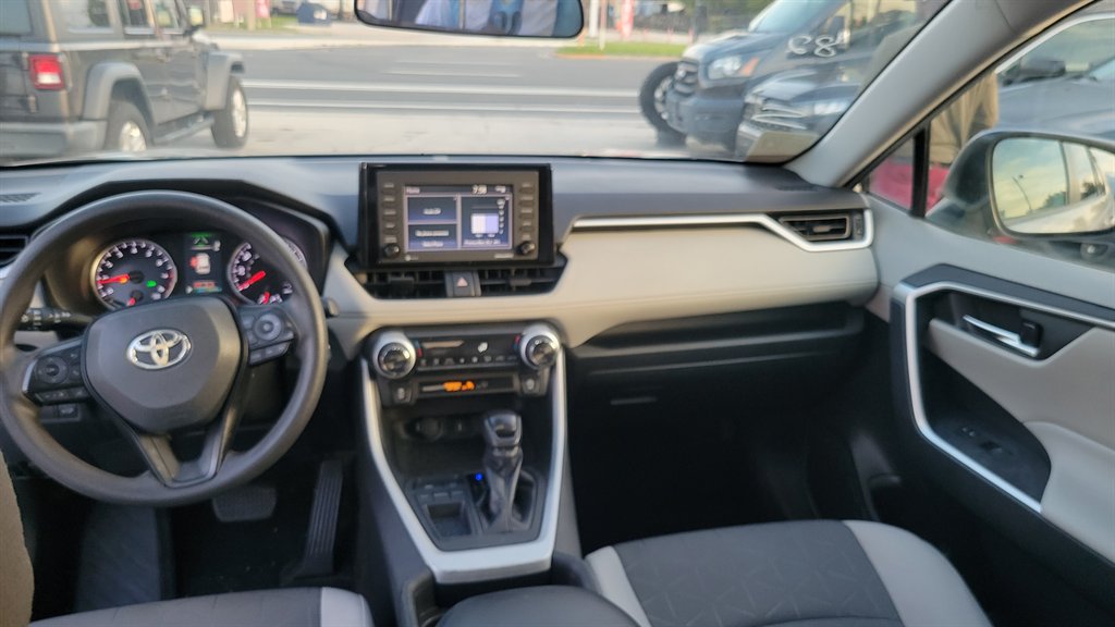 2021 Toyota RAV4 - $21,900