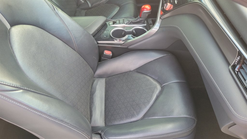 2019 Toyota Camry - $16,900