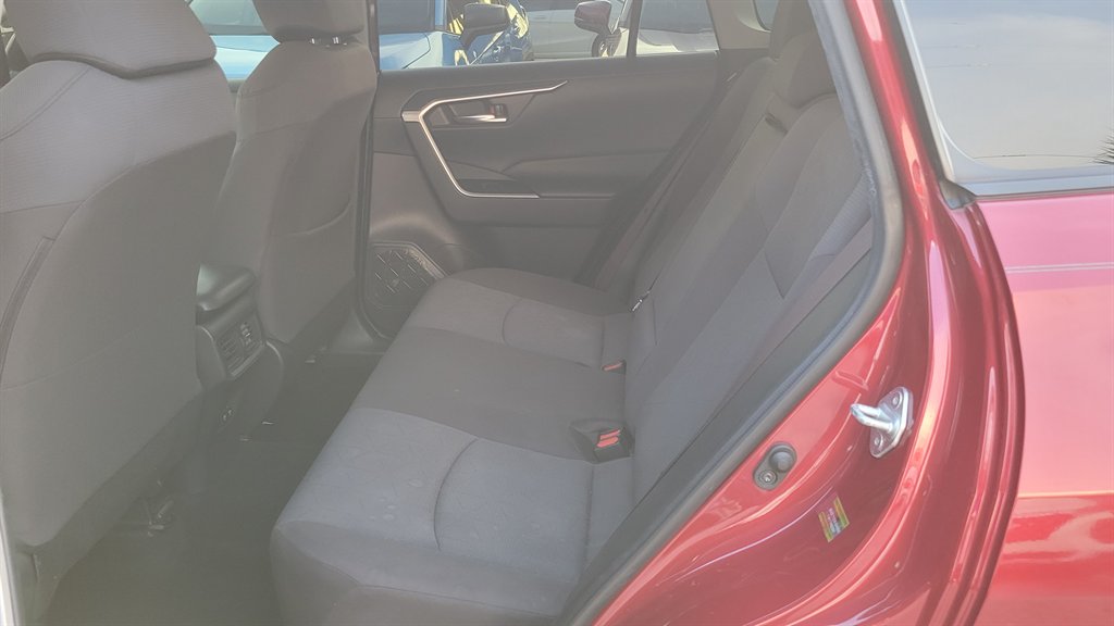 2019 Toyota RAV4 - $19,900