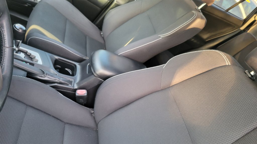 2016 Toyota RAV4 - $15,900