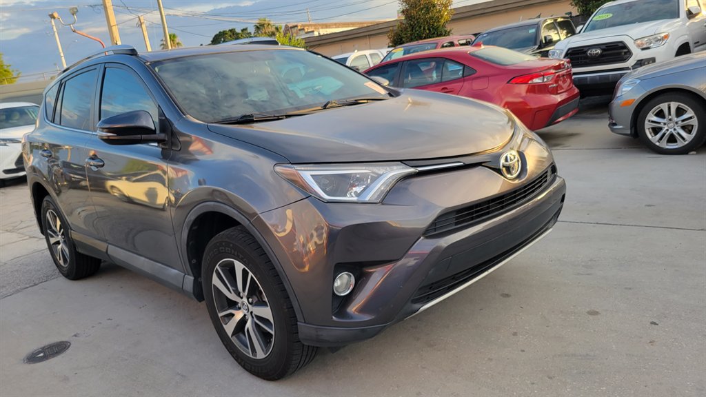 2016 Toyota RAV4 - $15,900