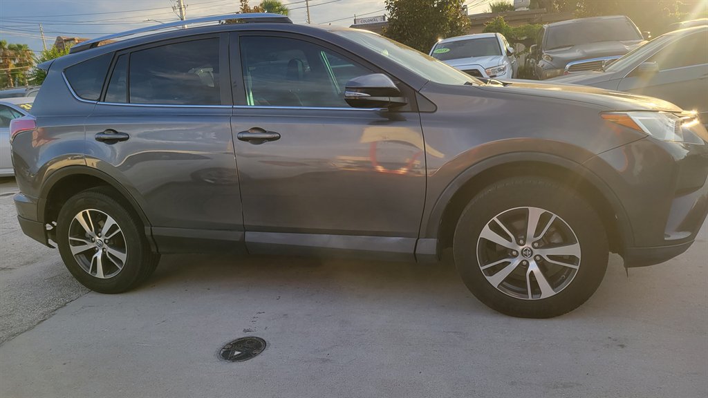2016 Toyota RAV4 - $15,900