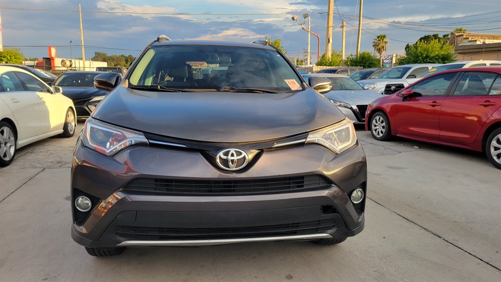 2016 Toyota RAV4 - $15,900