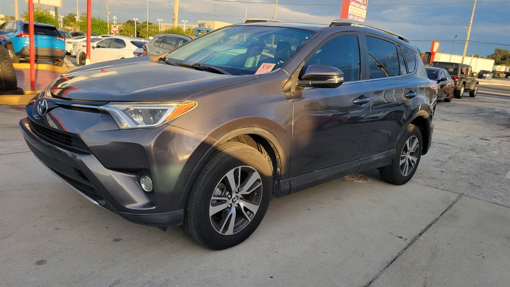 2016 Toyota RAV4 - $15,900
