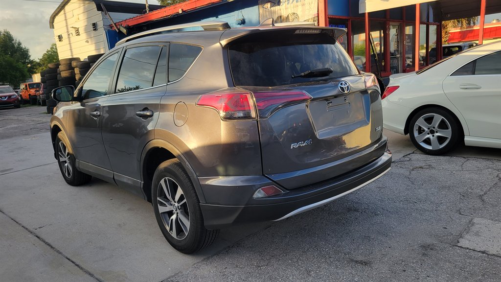 2016 Toyota RAV4 - $15,900