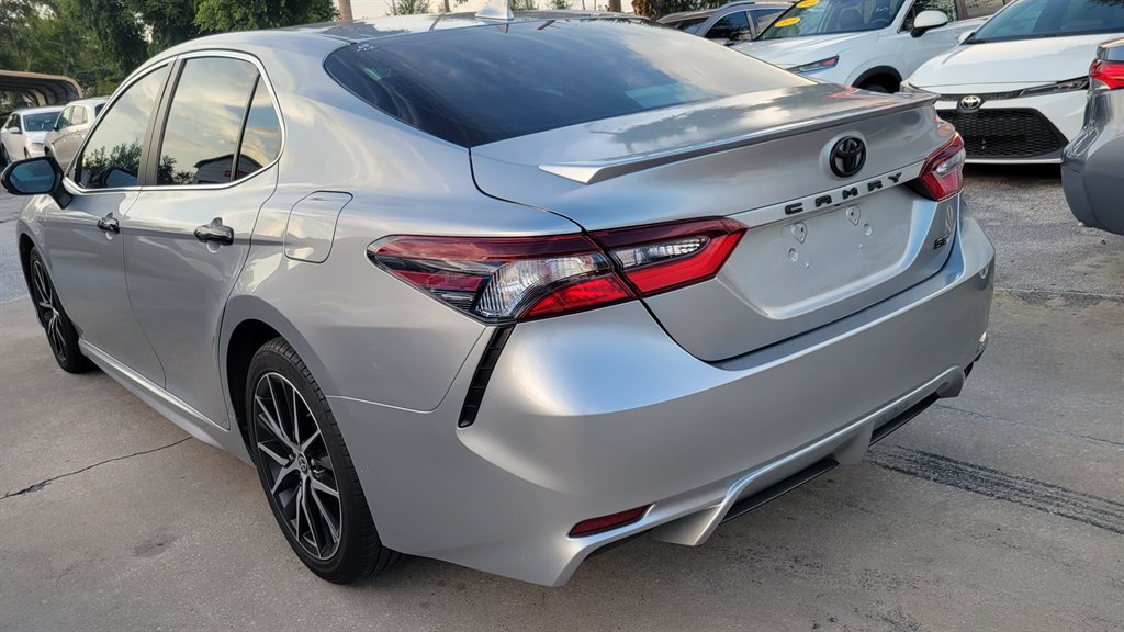 2021 Toyota Camry - $17,900