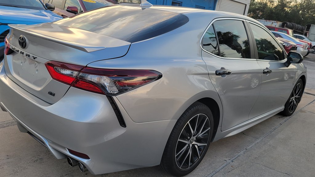 2021 Toyota Camry - $17,900