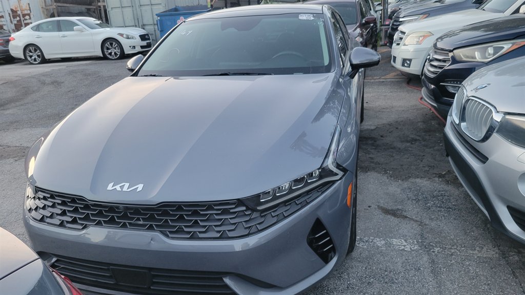 2022 Kia K5 - $20,500