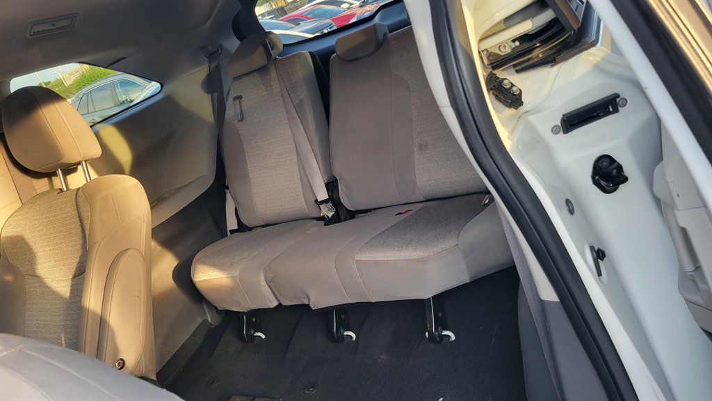 2022 Toyota Sienna - $29,900