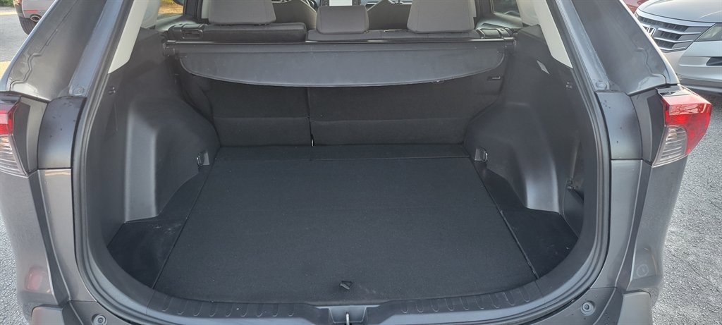 2019 Toyota RAV4 - $16,900
