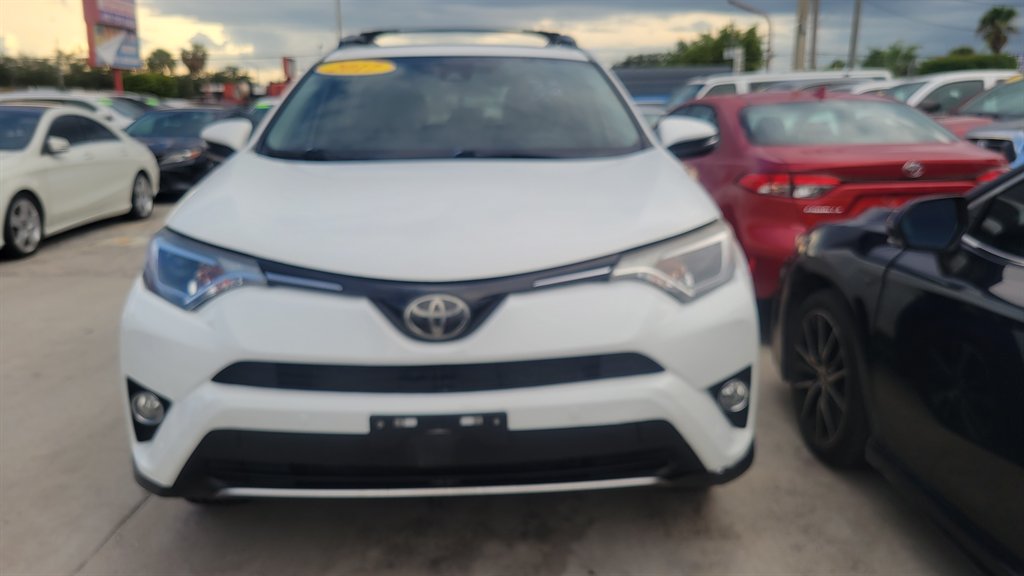 2017 Toyota RAV4 - $13,900