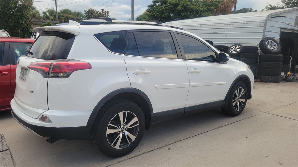 2017 Toyota RAV4 - $13,900