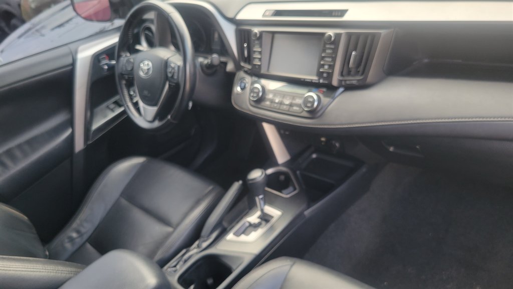 2017 Toyota RAV4 - $13,900