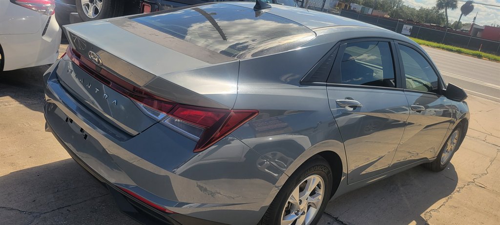 2022 Hyundai Elantra - $13,900