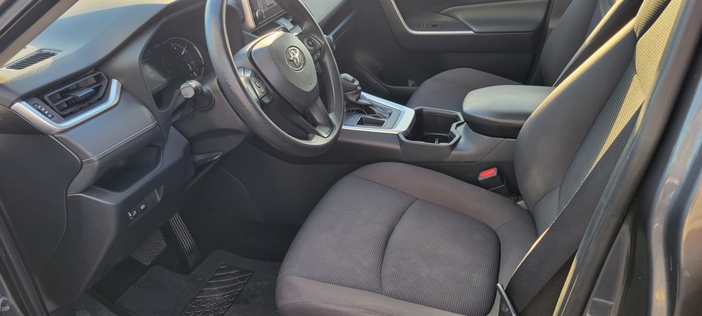 2023 Toyota RAV4 - $23,900