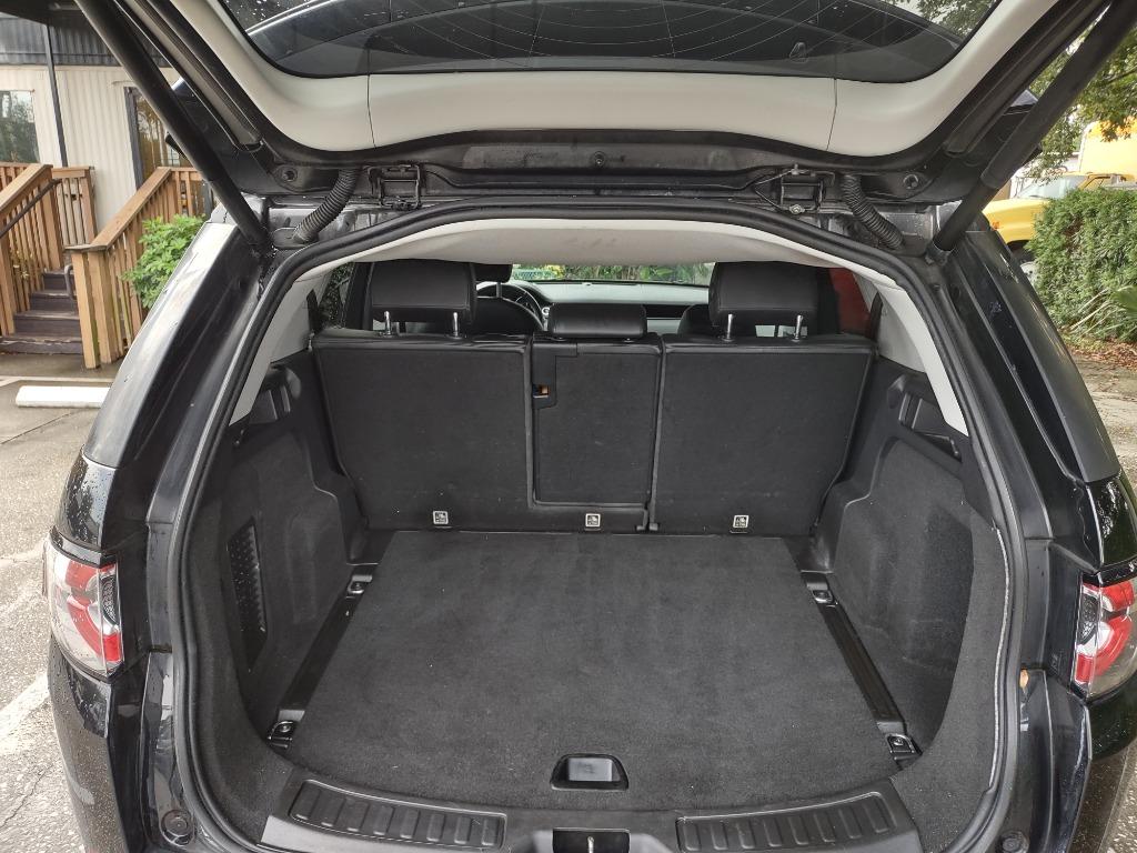 2016 LAND ROVER Discovery - $11,995
