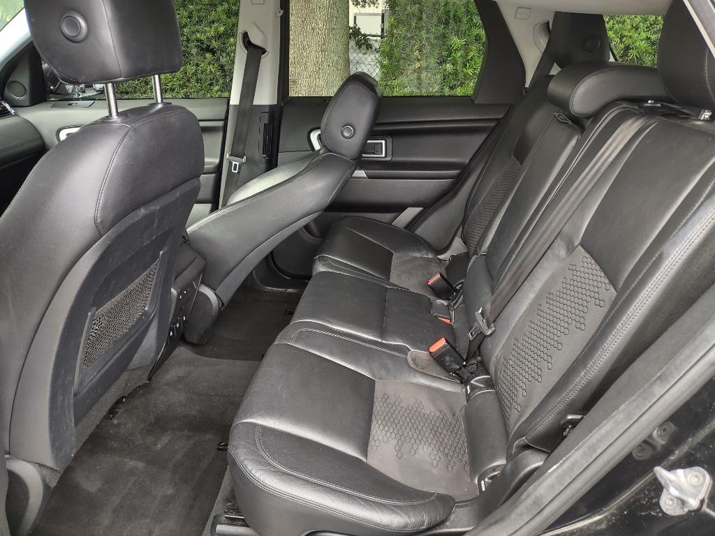 2016 LAND ROVER Discovery - $11,995
