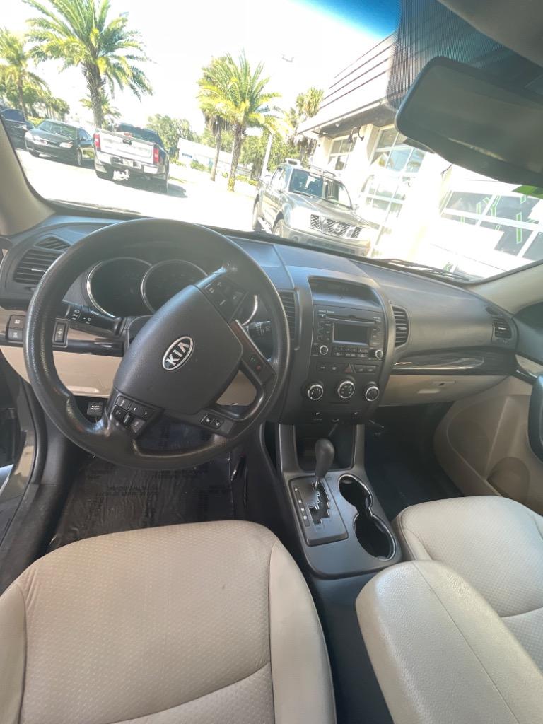 2012 Kia Sorento - $1,000