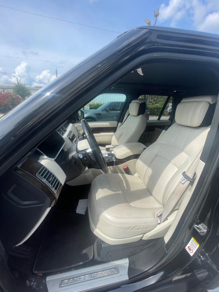2022 Land Rover Range Rover - $59,995