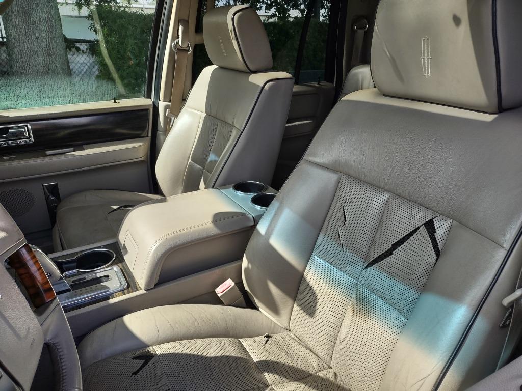 2007 Lincoln SLX Luxury photo