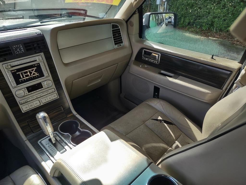 2007 Lincoln SLX Luxury photo