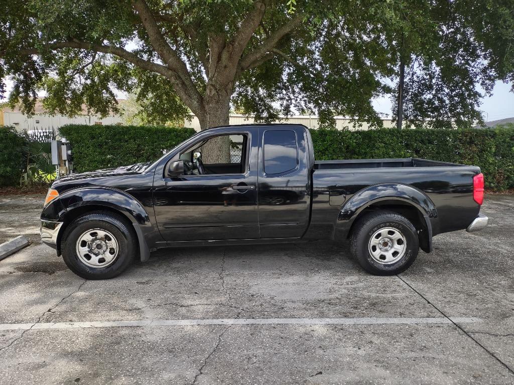2008 Nissan Frontier XE photo