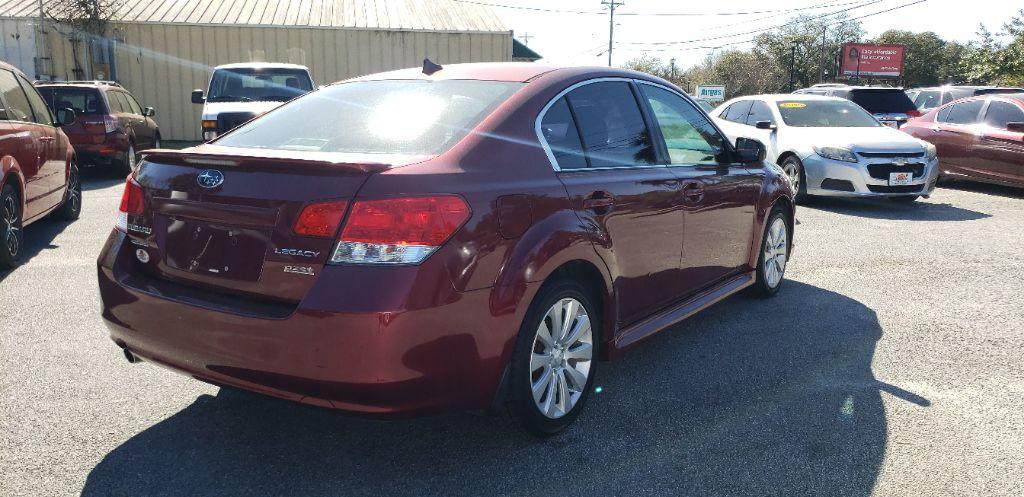 2011 Subaru Legacy 2.5i Limited photo