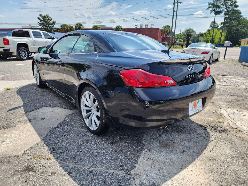 2009 Infiniti Legend Sport photo