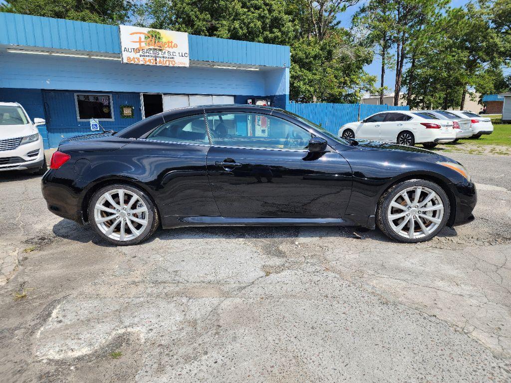 2009 Infiniti Legend Sport photo