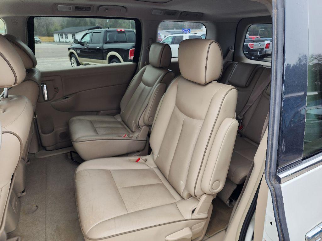 2014 Nissan Quest - $10,995