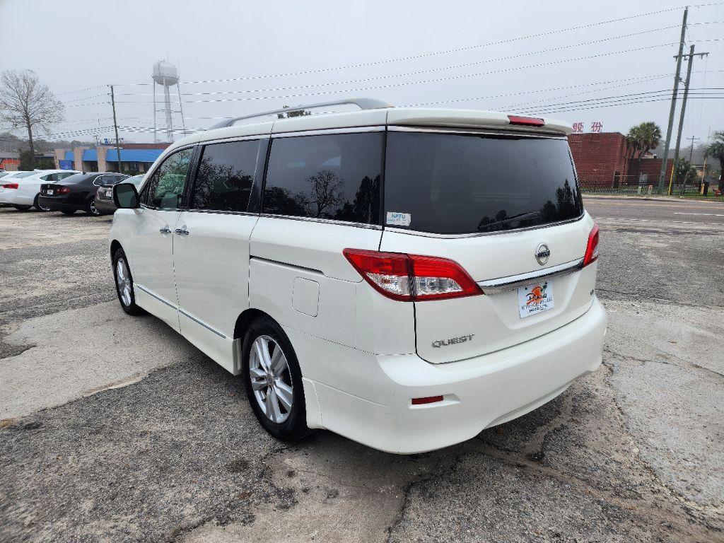 2014 Nissan Quest - $10,995