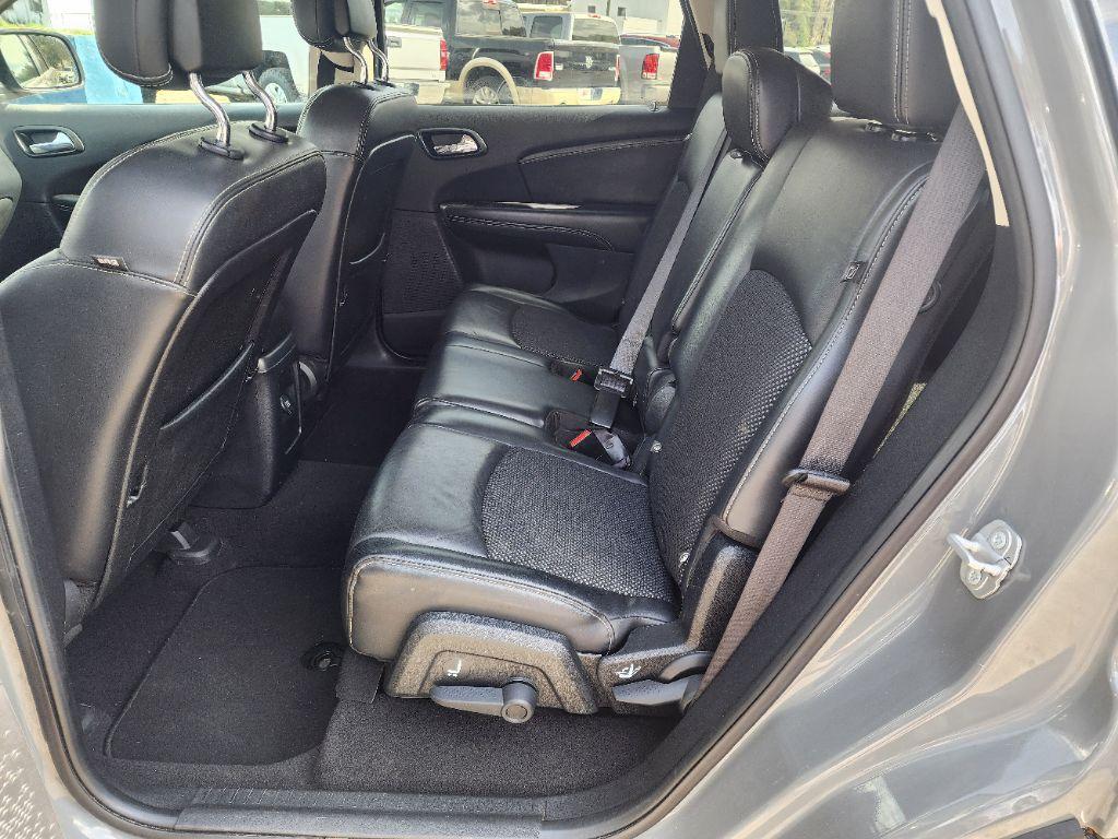 2020 Dodge Journey Crossroad photo