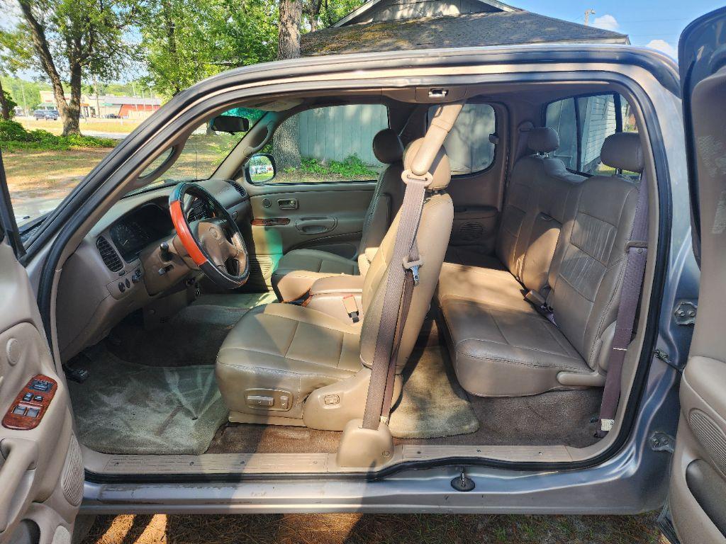 2002 Toyota Tundra Limited V8 photo
