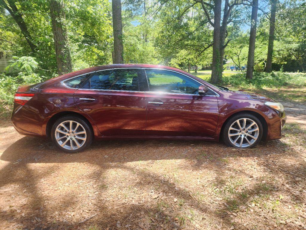 2014 Toyota Avalon - $15,995