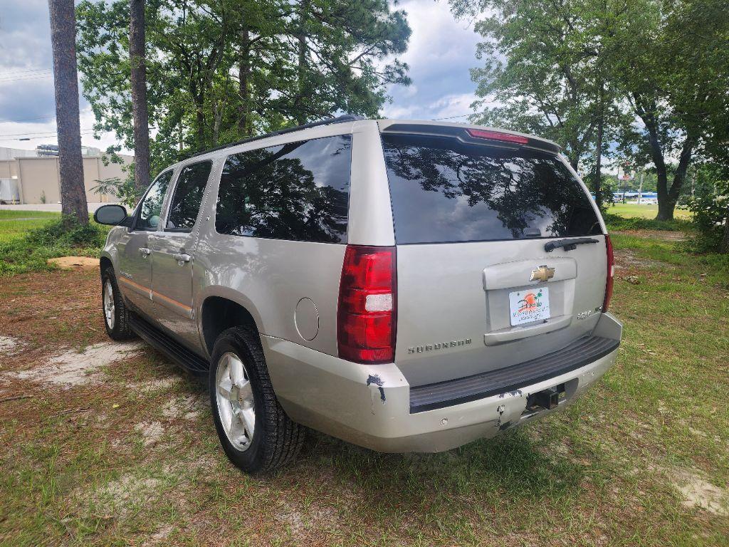2007 Chevrolet Suburban LS 1500 photo