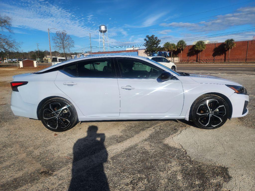 2023 Nissan Altima - $20,995