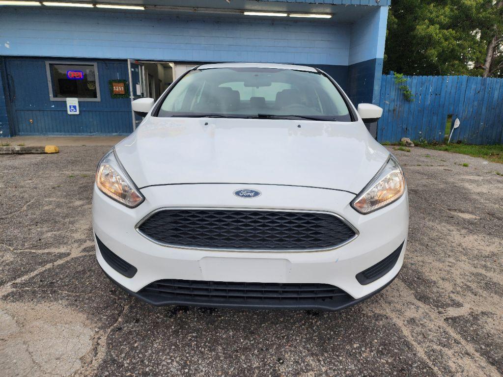2018 Ford Focus - $9,995
