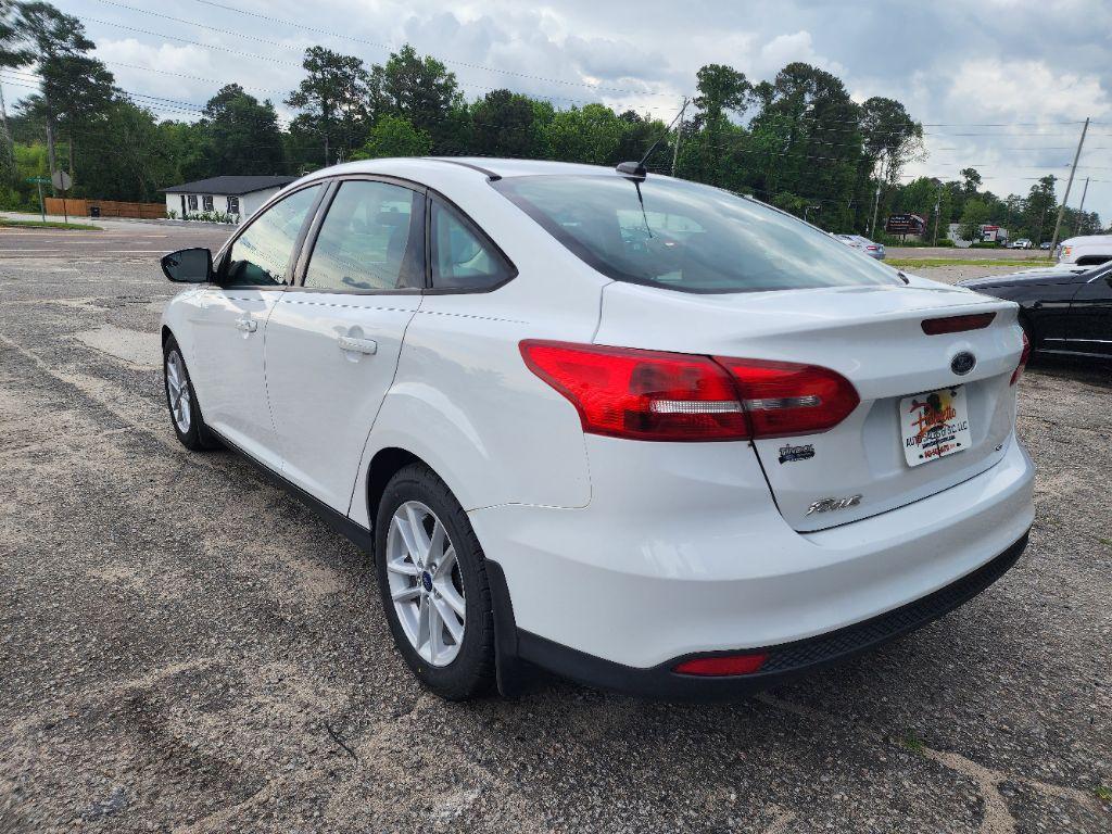 2018 Ford Focus - $9,995