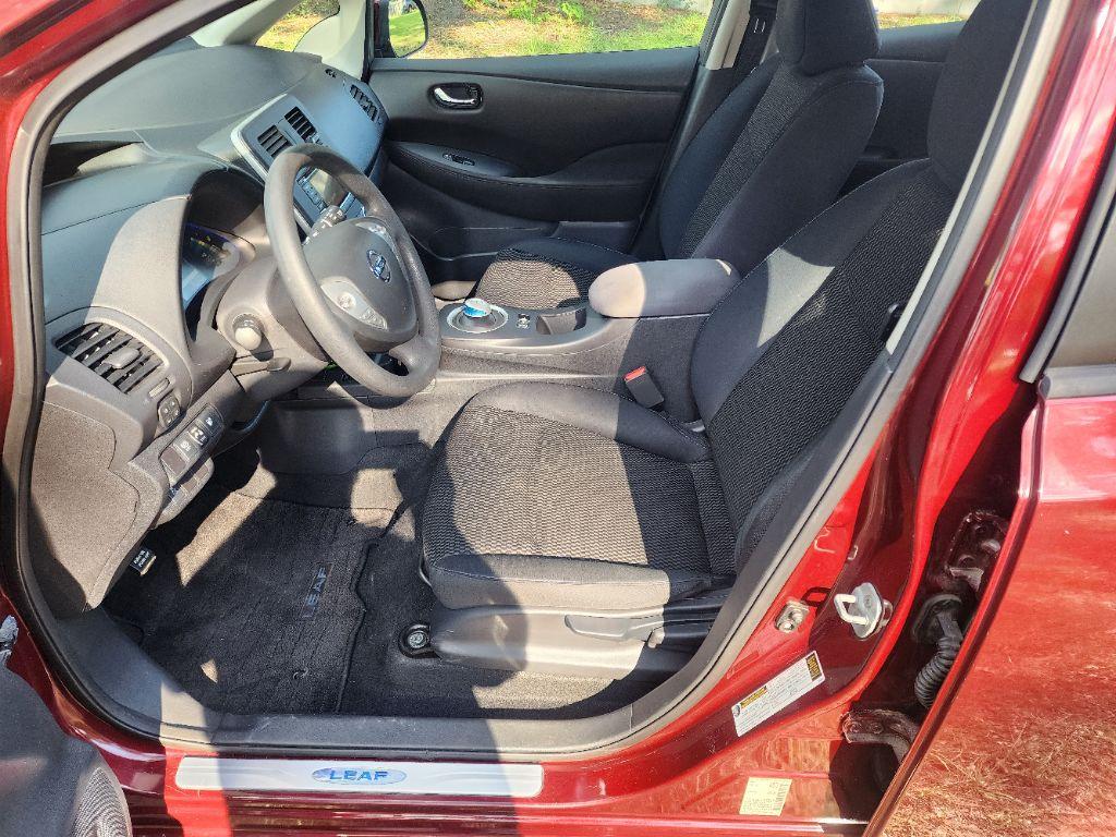 2016 Nissan LEAF - $5,995