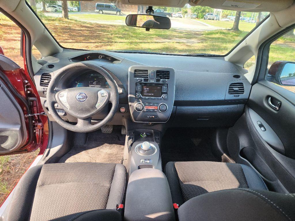 2016 Nissan LEAF - $5,995