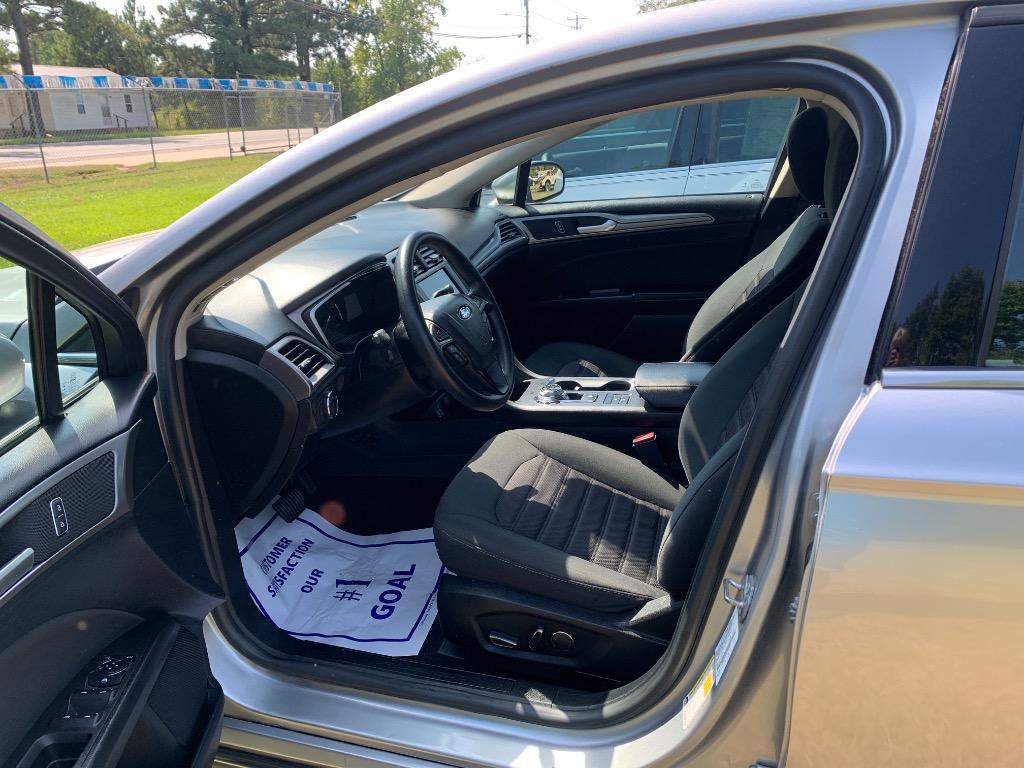 2020 Ford Fusion