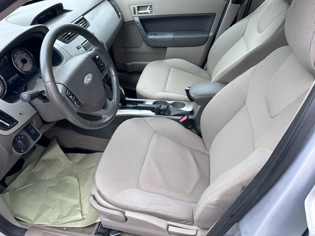 2008 Ford Focus SE photo