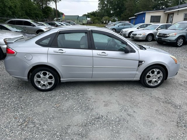 2008 Ford Focus SE photo