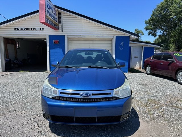 2009 Ford Focus SES photo