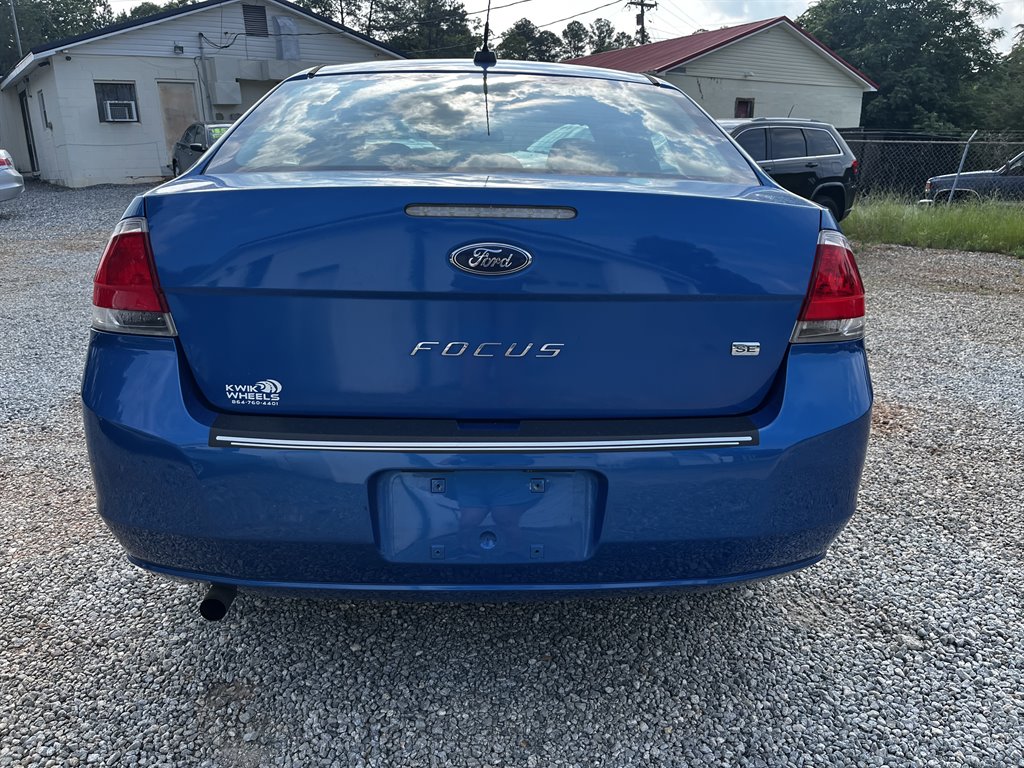 2010 Ford Focus SE photo