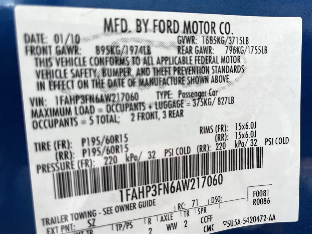 2010 Ford Focus SE photo