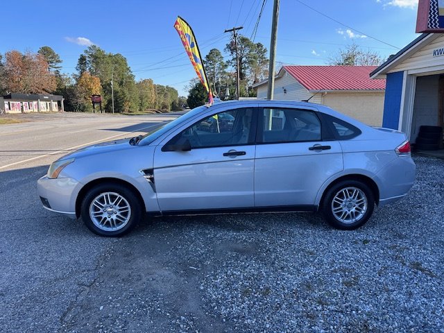 2008 Ford Focus SE photo