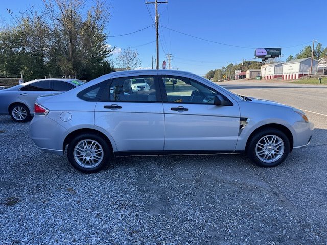 2008 Ford Focus SE photo