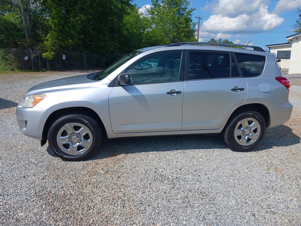 2012 Toyota RAV4 photo